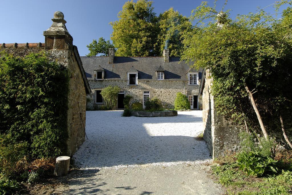La Grande Sauvagere Bed and Breakfast Saint-Pierre-de-Plesguen Eksteriør billede